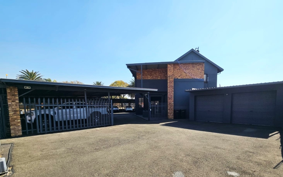 Commercial Property for Sale in Selection Park Gauteng