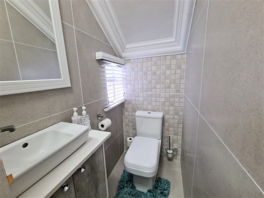 3 Bedroom Property for Sale in Sunset Cove Gauteng