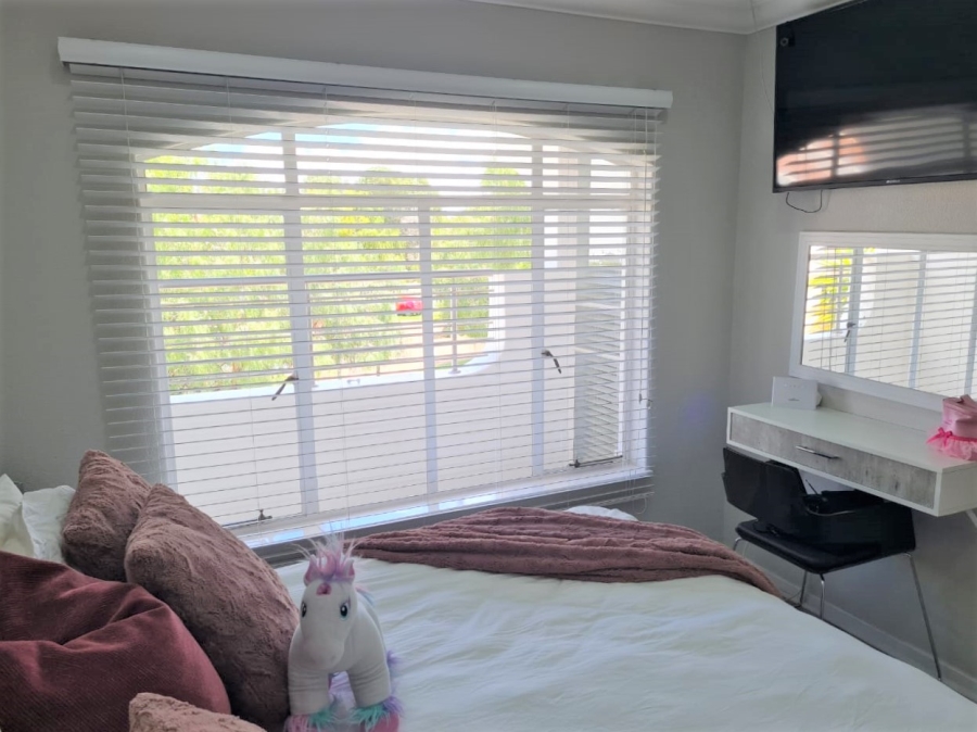 3 Bedroom Property for Sale in Sunset Cove Gauteng