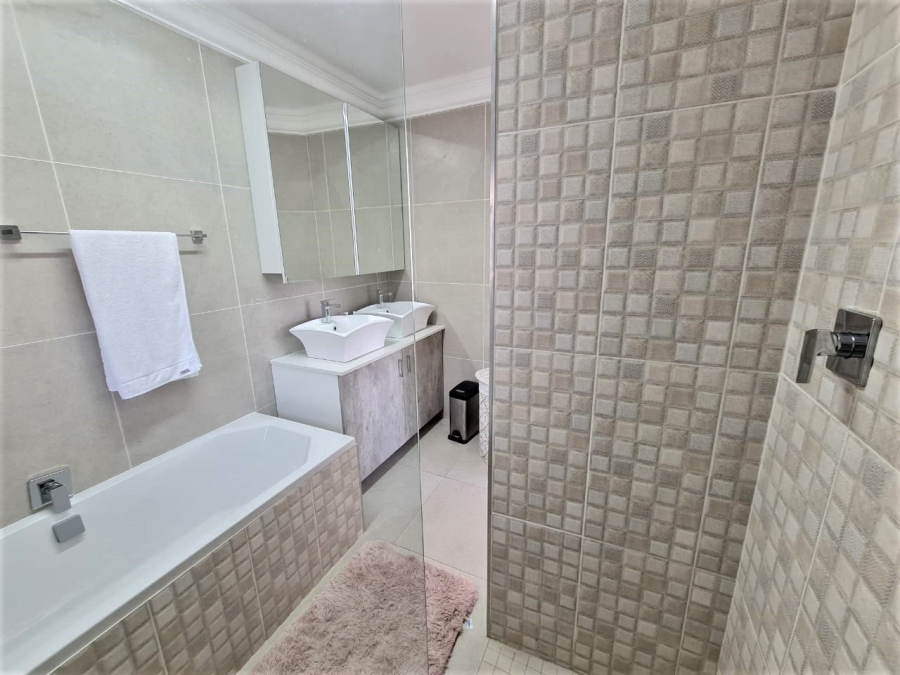 3 Bedroom Property for Sale in Sunset Cove Gauteng