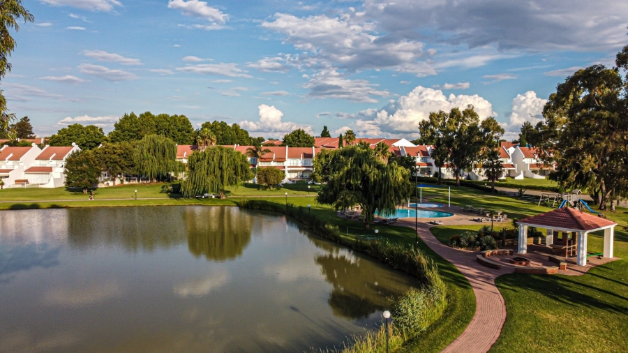 3 Bedroom Property for Sale in Sunset Cove Gauteng