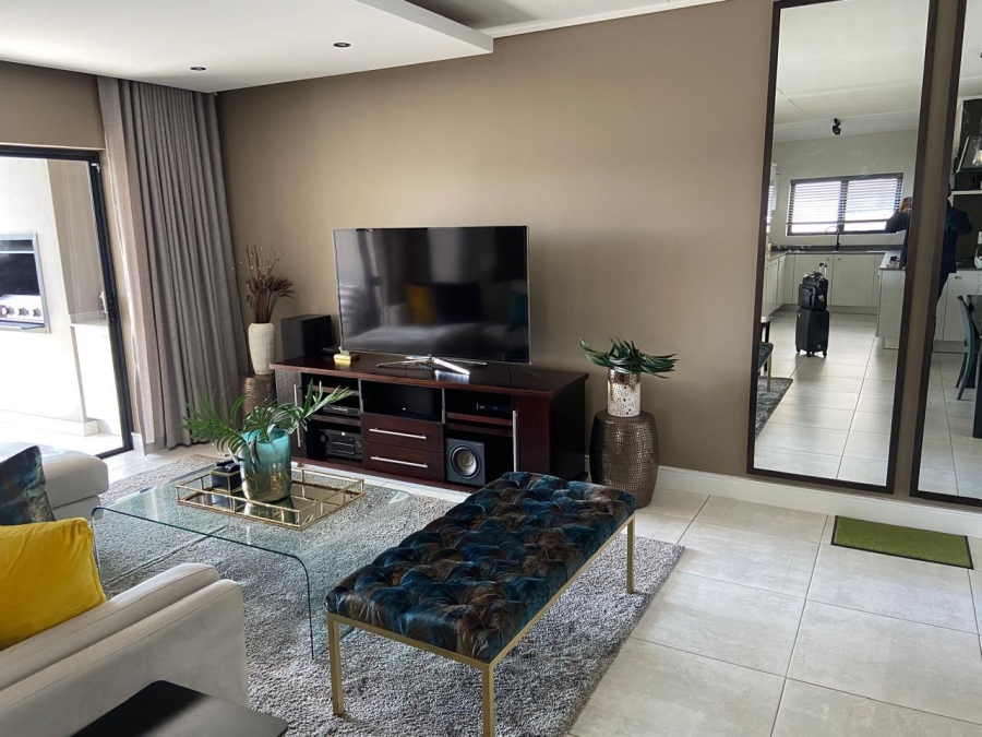 To Let 3 Bedroom Property for Rent in The Polofields Gauteng