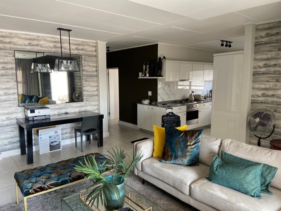 To Let 3 Bedroom Property for Rent in The Polofields Gauteng