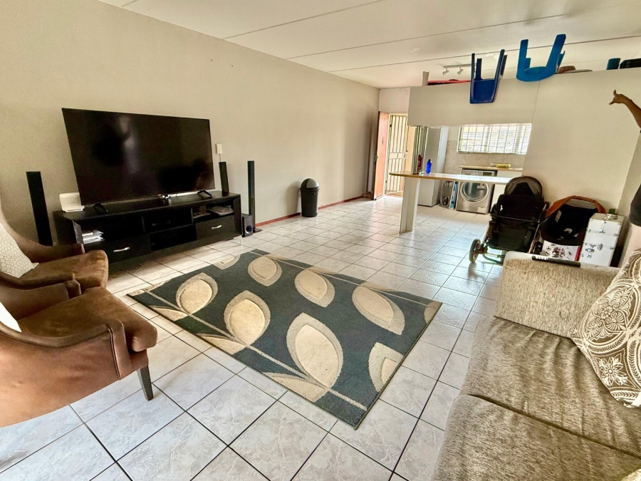 2 Bedroom Property for Sale in Winchester Hills Gauteng