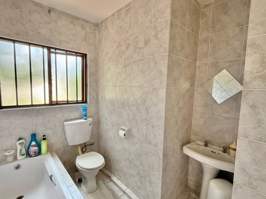 2 Bedroom Property for Sale in Winchester Hills Gauteng