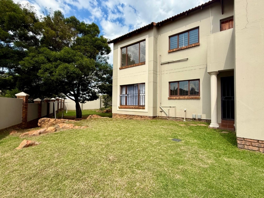 2 Bedroom Property for Sale in Winchester Hills Gauteng