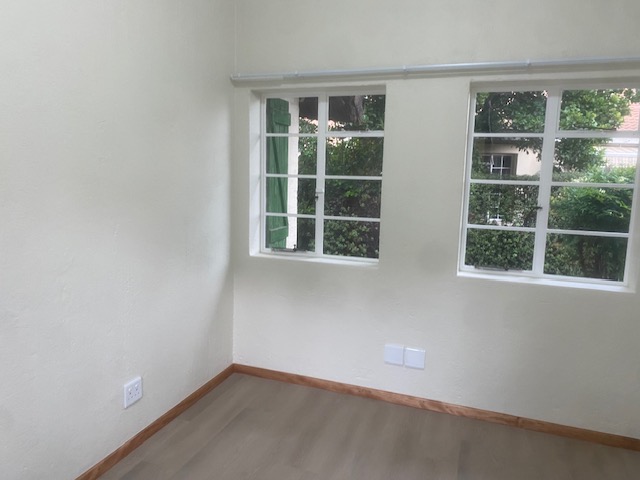 To Let 1 Bedroom Property for Rent in Magaliessig Gauteng