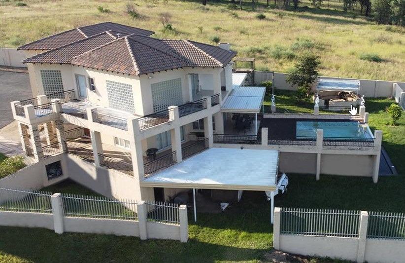  Bedroom Property for Sale in Sunrella Gauteng