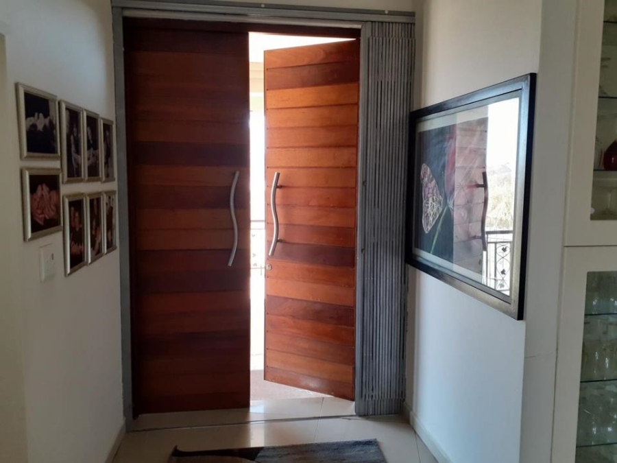  Bedroom Property for Sale in Sunrella Gauteng