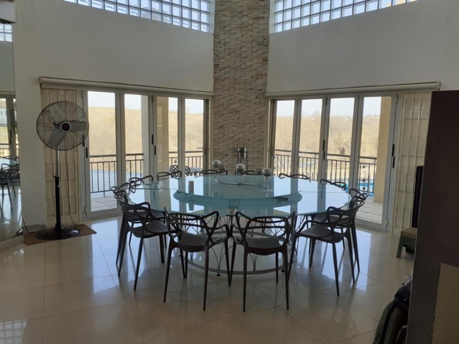  Bedroom Property for Sale in Sunrella Gauteng