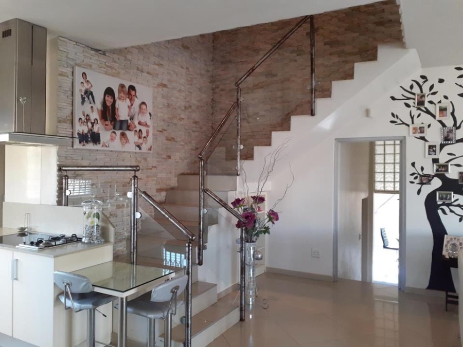  Bedroom Property for Sale in Sunrella Gauteng