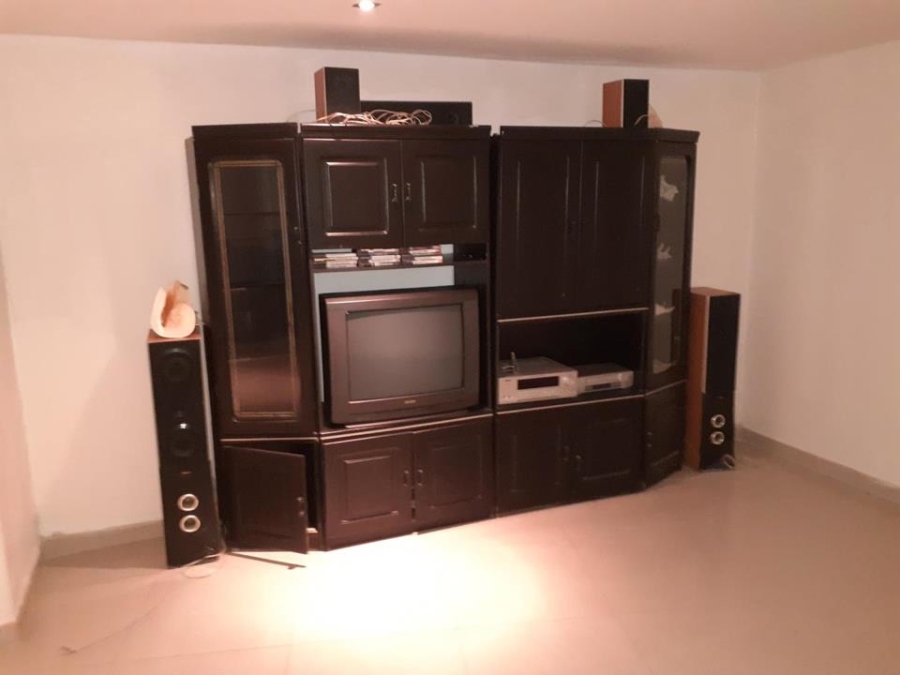  Bedroom Property for Sale in Sunrella Gauteng