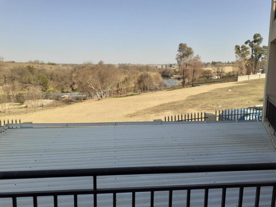  Bedroom Property for Sale in Sunrella Gauteng