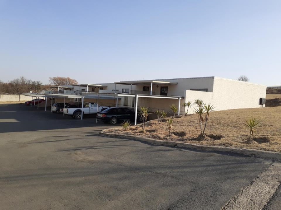 Bedroom Property for Sale in Sunrella Gauteng