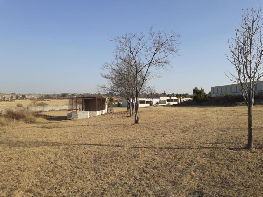  Bedroom Property for Sale in Sunrella Gauteng
