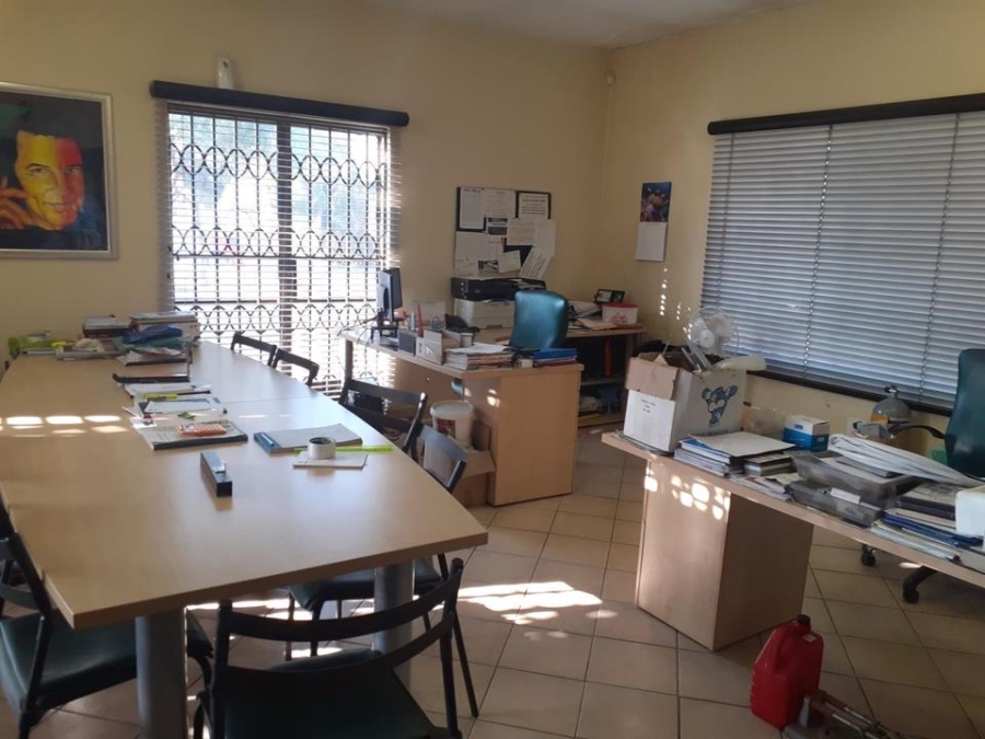  Bedroom Property for Sale in Sunrella Gauteng