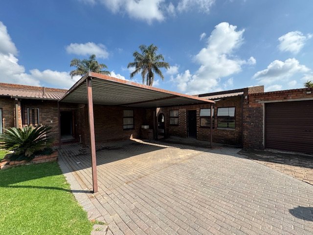 4 Bedroom Property for Sale in Terenure Gauteng