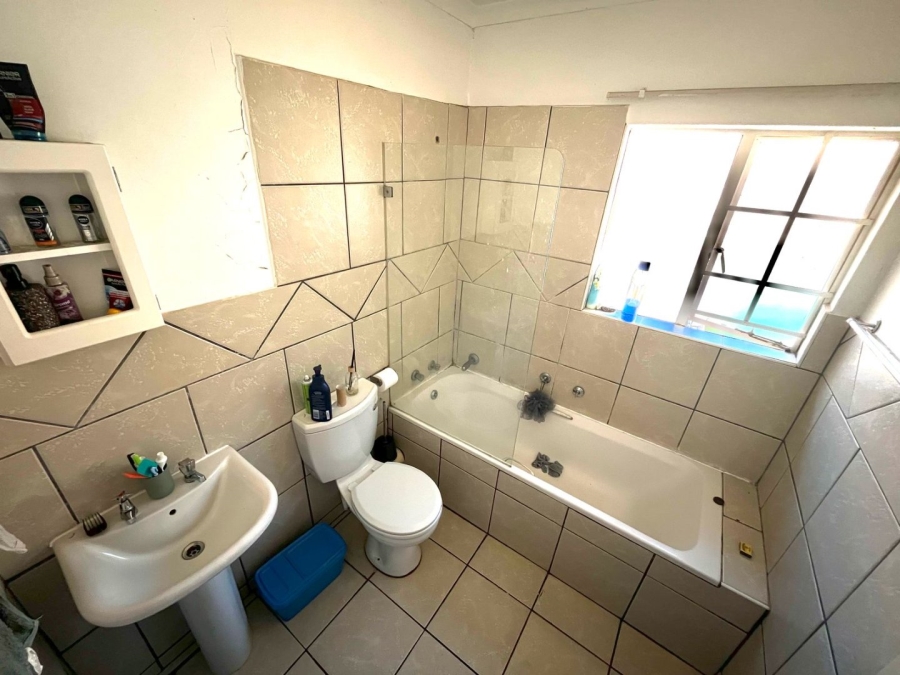 2 Bedroom Property for Sale in Clarina Gauteng