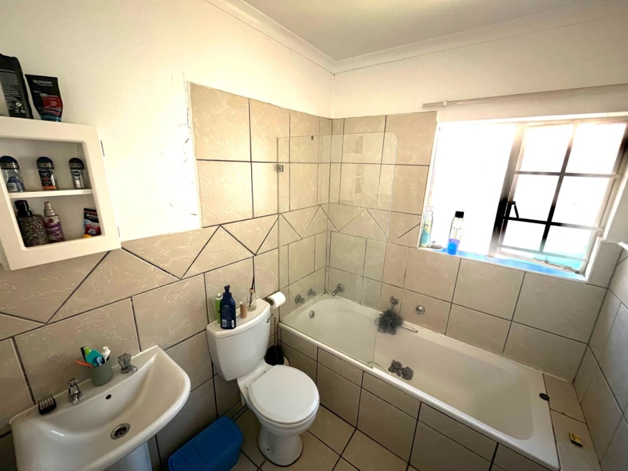 2 Bedroom Property for Sale in Clarina Gauteng
