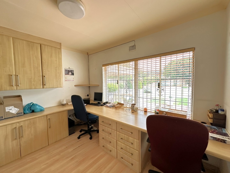 4 Bedroom Property for Sale in Elma Park Gauteng