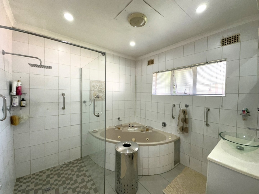 4 Bedroom Property for Sale in Elma Park Gauteng