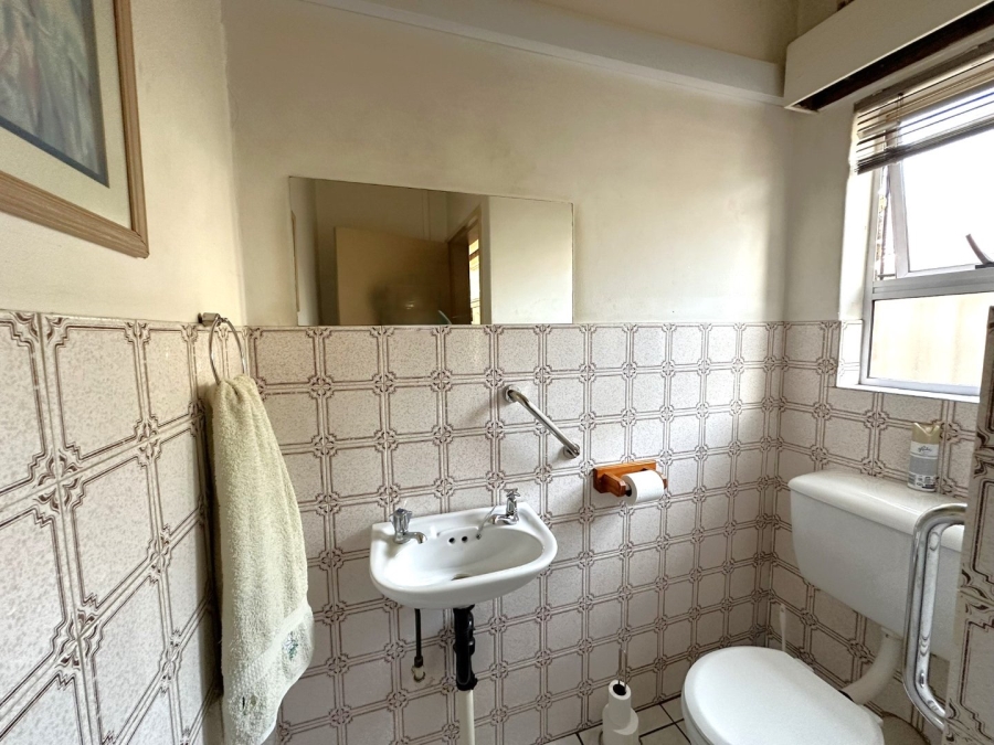 4 Bedroom Property for Sale in Elma Park Gauteng