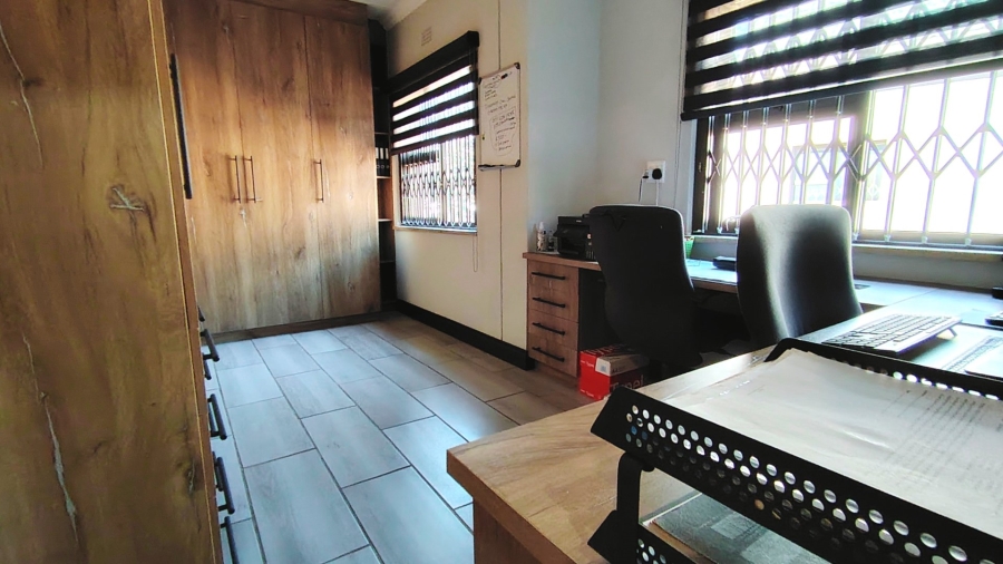 3 Bedroom Property for Sale in Three Rivers Gauteng