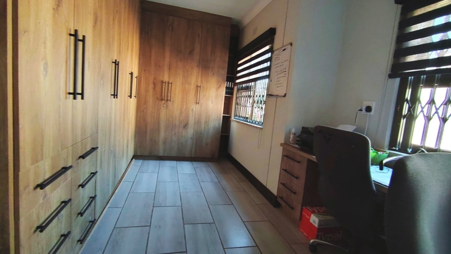 3 Bedroom Property for Sale in Three Rivers Gauteng