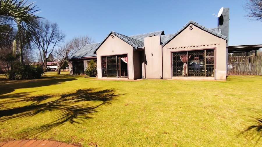 3 Bedroom Property for Sale in Three Rivers Gauteng