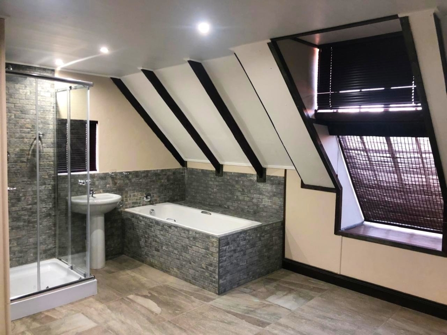 3 Bedroom Property for Sale in Three Rivers Gauteng