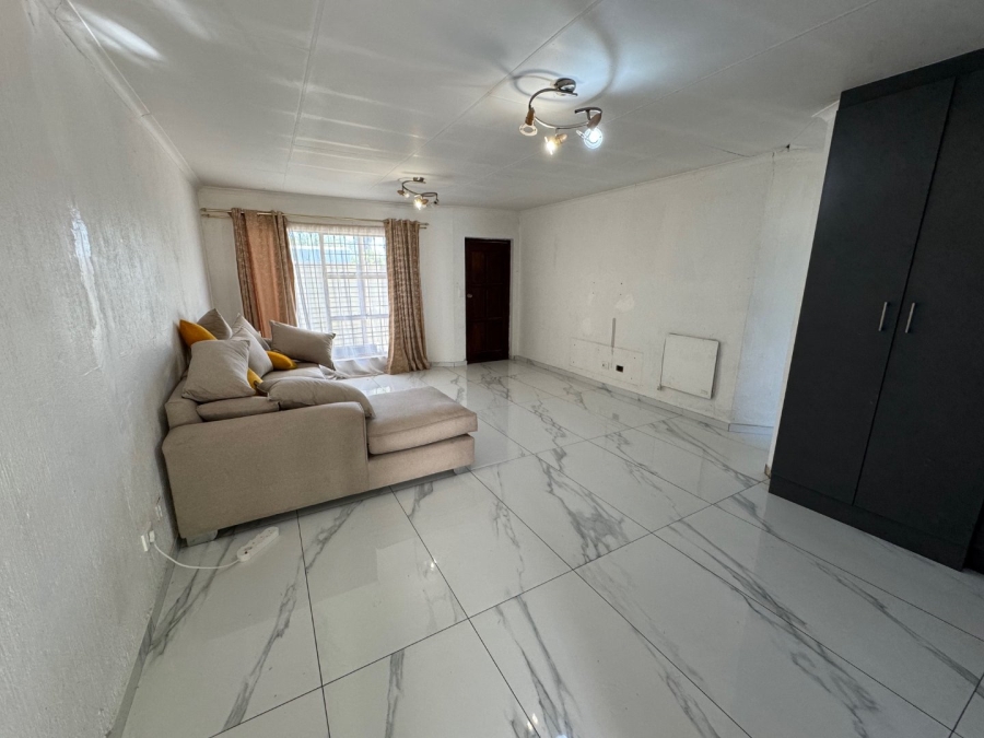 1 Bedroom Property for Sale in Terenure Gauteng