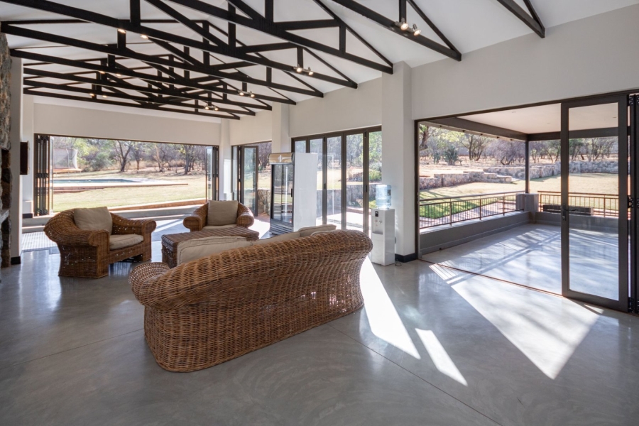 7 Bedroom Property for Sale in Pinehaven Gauteng