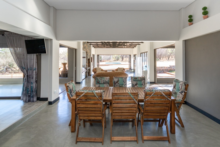 7 Bedroom Property for Sale in Pinehaven Gauteng