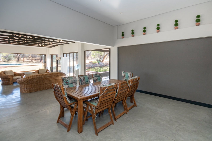 7 Bedroom Property for Sale in Pinehaven Gauteng