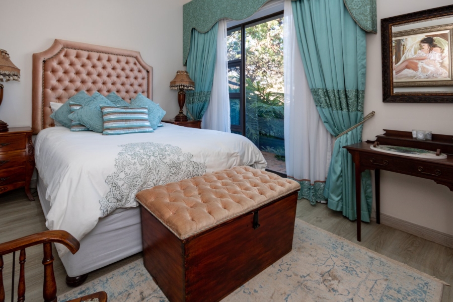 7 Bedroom Property for Sale in Pinehaven Gauteng