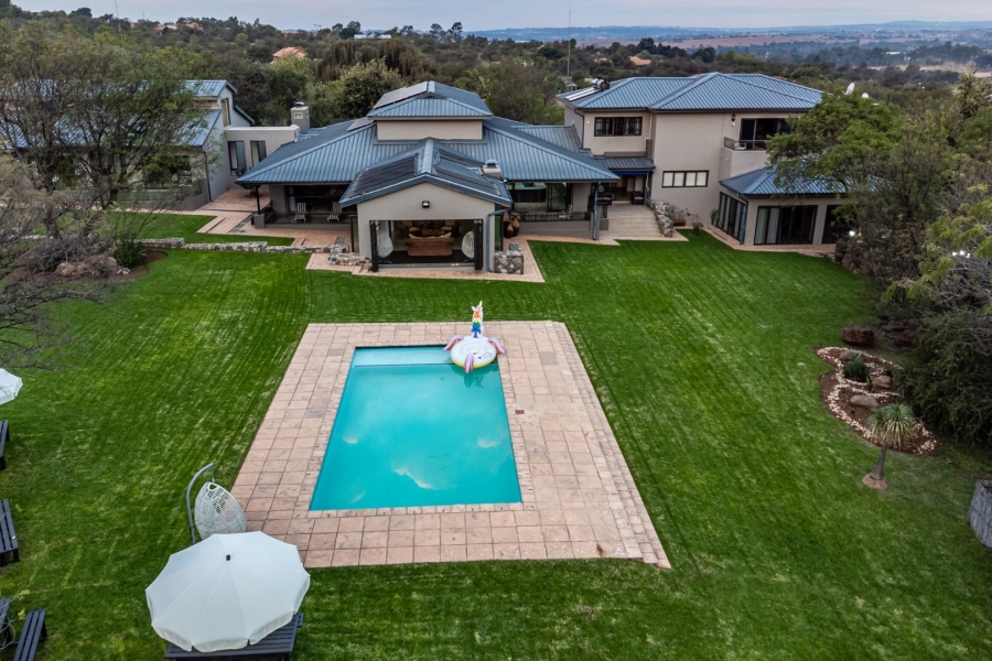 7 Bedroom Property for Sale in Pinehaven Gauteng