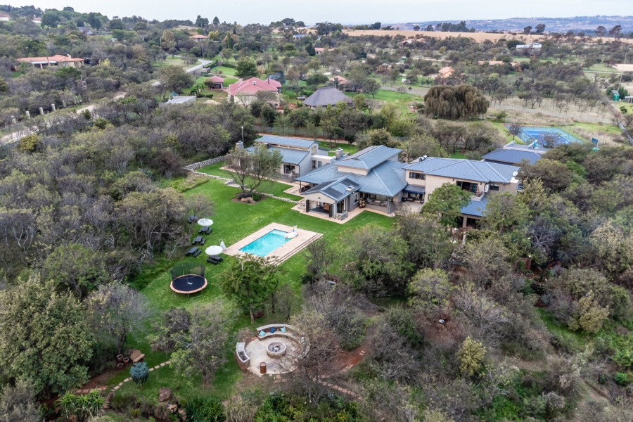 7 Bedroom Property for Sale in Pinehaven Gauteng