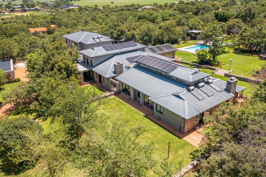 7 Bedroom Property for Sale in Pinehaven Gauteng