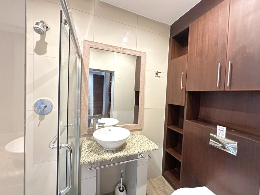 5 Bedroom Property for Sale in Kensington Gauteng