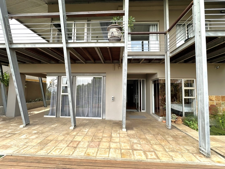 5 Bedroom Property for Sale in Kensington Gauteng