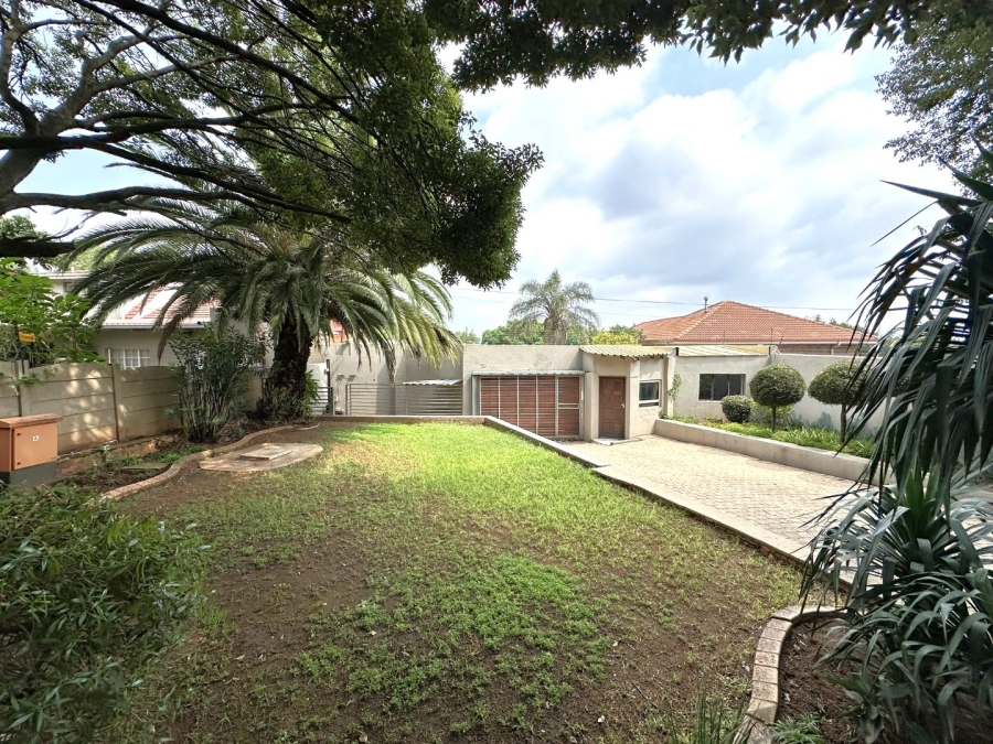 5 Bedroom Property for Sale in Kensington Gauteng