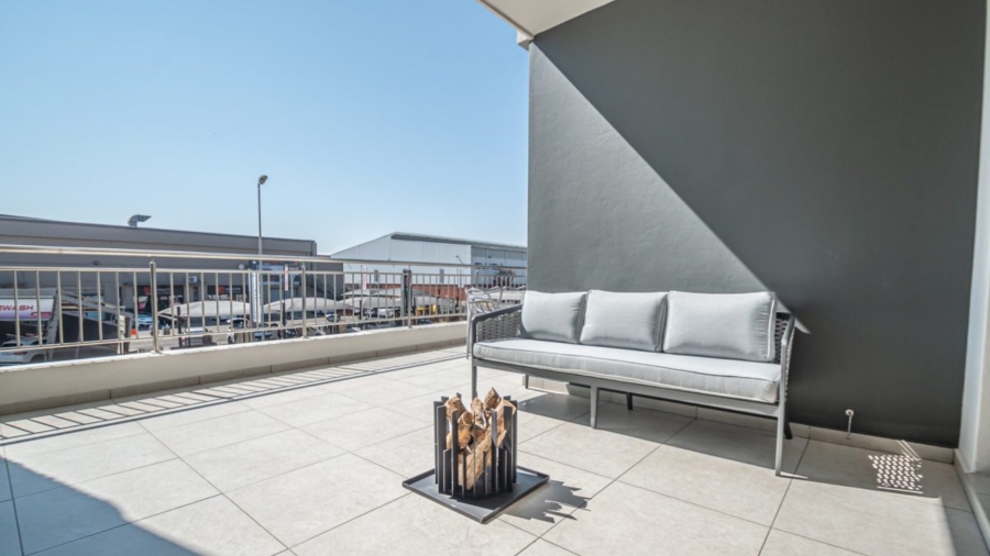 2 Bedroom Property for Sale in Greenstone Hill Gauteng