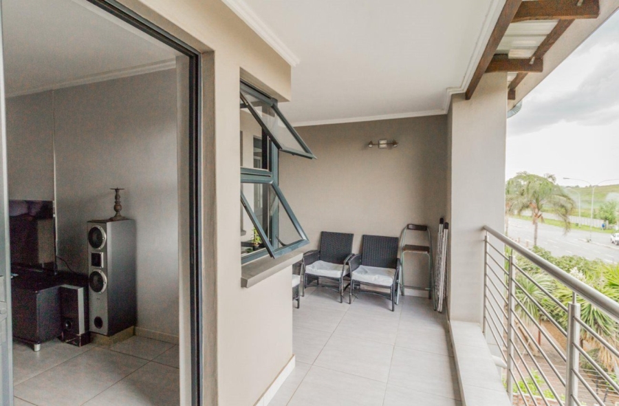 2 Bedroom Property for Sale in Sebenza Gauteng