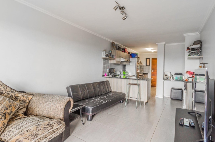 2 Bedroom Property for Sale in Sebenza Gauteng