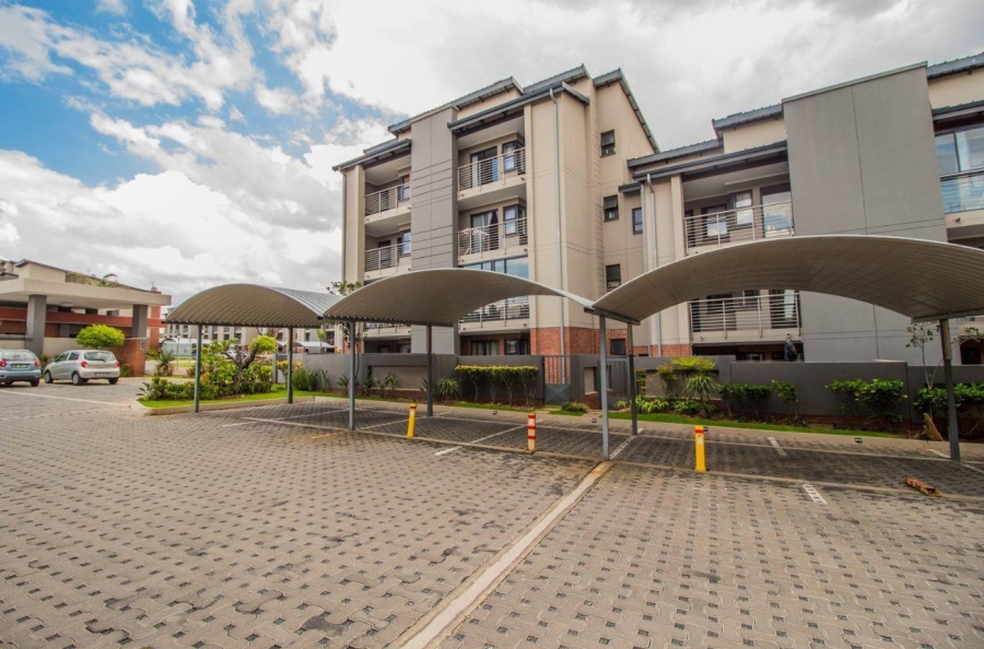 2 Bedroom Property for Sale in Sebenza Gauteng