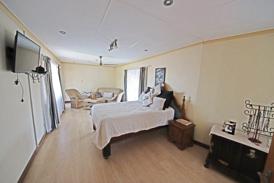 3 Bedroom Property for Sale in Croydon Gauteng