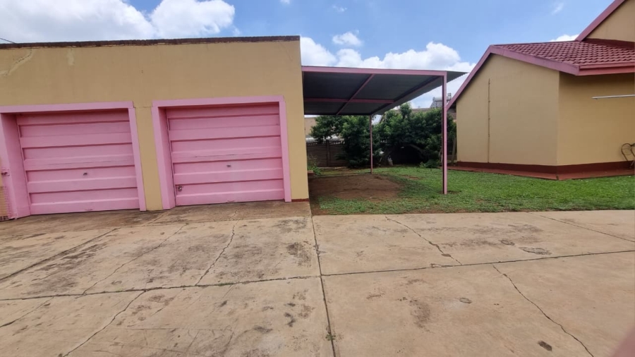 3 Bedroom Property for Sale in Springcol Gauteng