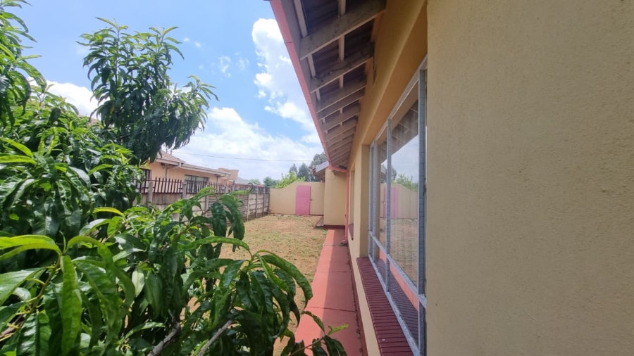 3 Bedroom Property for Sale in Springcol Gauteng