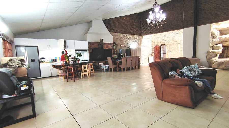 Commercial Property for Sale in Buyscelia Gauteng