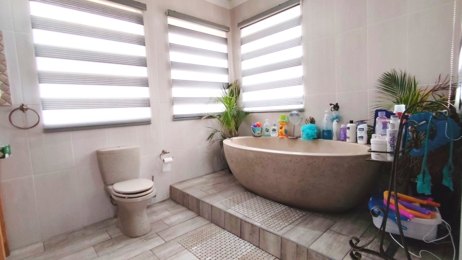 Commercial Property for Sale in Buyscelia Gauteng